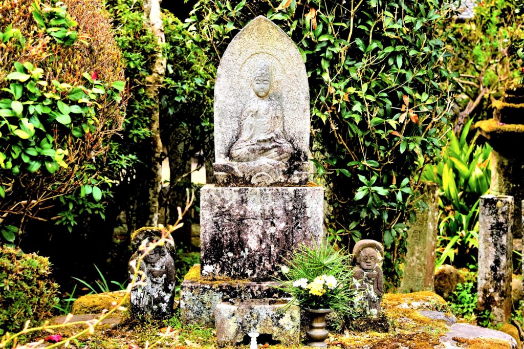Stone Budah in Butsuryu temple